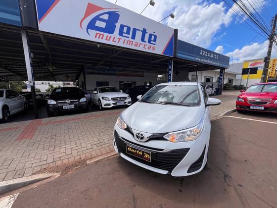 TOYOTA YARIS 1.5 16V FLEX SEDAN XL LIVE MULTIDRIVE TOYOTA YARIS 1.5 16V FLEX SEDAN XL LIVE MULTIDRIVE